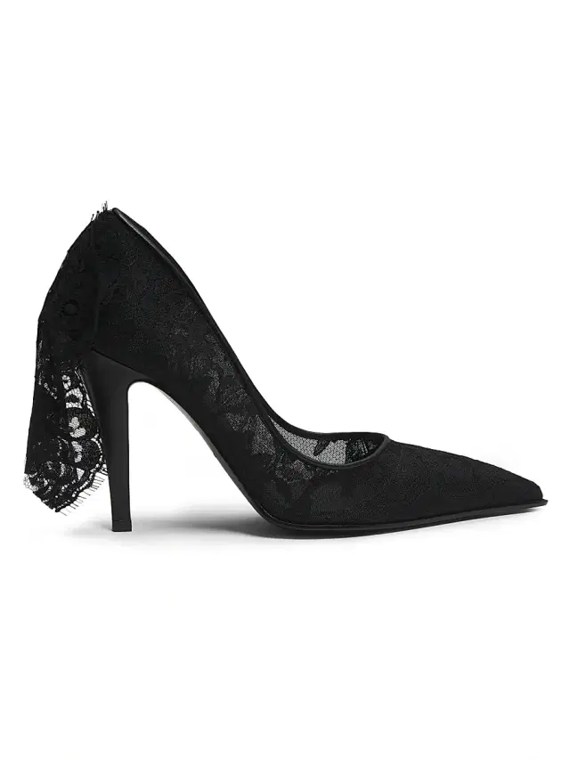 McQueen Women's 100MM Lace Pumps - Black