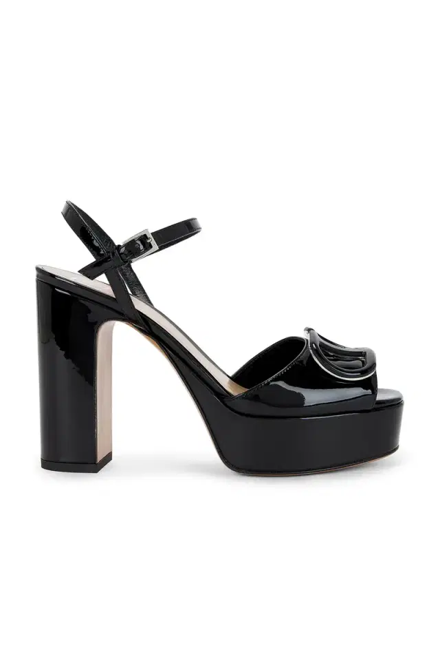 Valentino Garavani Vlogo Signature Sandal