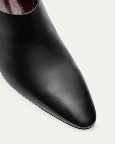 Bougeotte Leather Low Heeled Hexagon Booties | Thumbnail 3