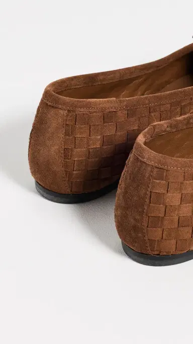 FRĒDA SALVADOR Jada Flats Toffee Woven Suede | Thumbnail 4