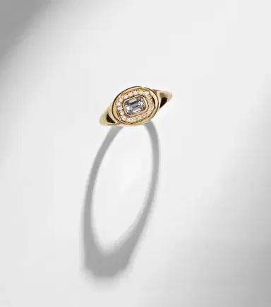 STONE AND STRAND Essential Splurge 14kt gold pinky ring with diamonds | Thumbnail 3 STONE AND STRAND Essential Splurge 14kt gold pinky ring with diamonds | Thumbnail 3