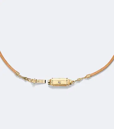 Marie Lichtenberg 18kt gold and leather pendant necklace with diamonds | Thumbnail 2