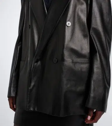 Gucci Double-breasted leather jacket | Thumbnail 2