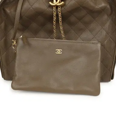 Chanel Chanel Medium 25 Hobo Bag Dark Khaki Caviar Antique Gold Hardware | Thumbnail 8