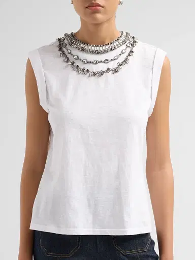 Cinq à Sept Women's Bella Layered Necklace T-Shirt | Thumbnail 5