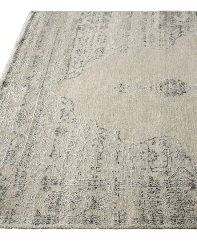 Safavieh Simmy Rug
