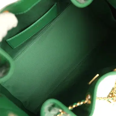 Chanel Chanel Small 25 Hobo Bag Green Caviar Gold Hardware | Thumbnail 8