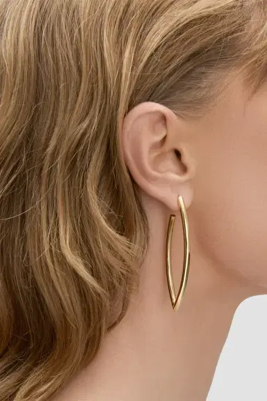 Jennifer Fisher Medium Feather Hoop Earrings | Thumbnail 2 Jennifer Fisher Medium Feather Hoop Earrings | Thumbnail 2