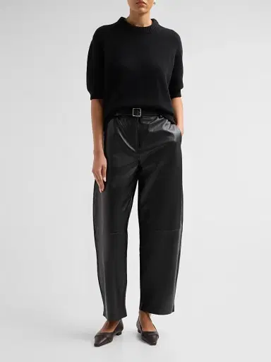 Manolo Blahnik Women's Continu Leather Flats | Thumbnail 3 Manolo Blahnik Women's Continu Leather Flats | Thumbnail 3