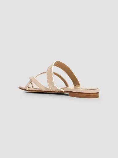 Manolo Blahnik Women's Susonda Leather Sandals | Thumbnail 4