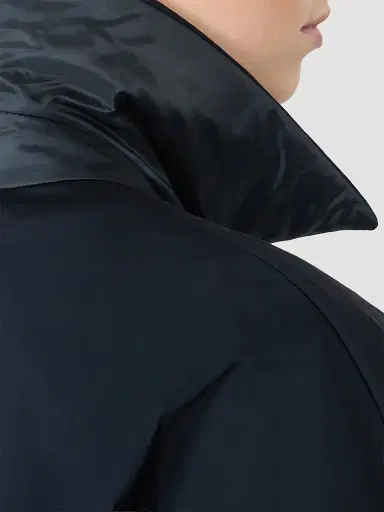 Max Mara Women's Reversible Padded Jacket in Radzmir and Water Repellent Canvas - Ultramarine - Size 10 | Thumbnail 4