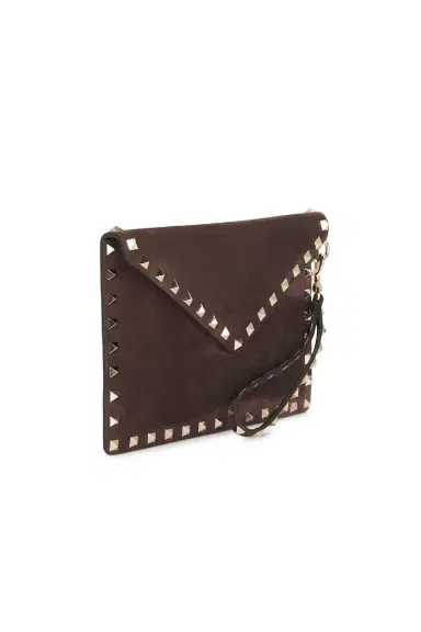 Valentino Garavani Rockstud Medium Flat Pouch | Thumbnail 4 Valentino Garavani Rockstud Medium Flat Pouch | Thumbnail 4