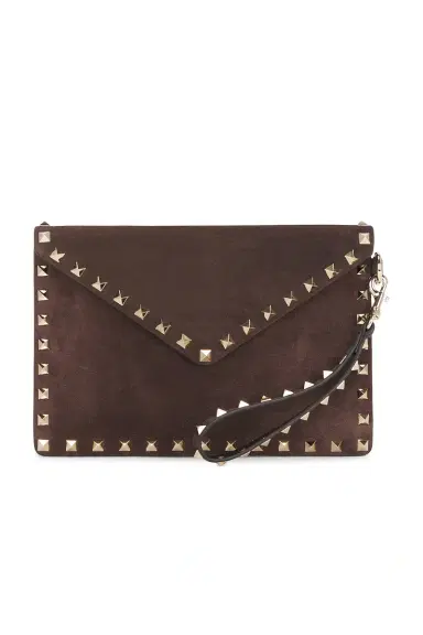 Valentino Garavani Rockstud Medium Flat Pouch | Thumbnail 1 Valentino Garavani Rockstud Medium Flat Pouch | Thumbnail 1