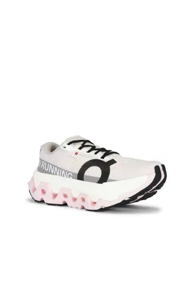 ON Cloudmonster 3 Hyper Sneaker | Thumbnail 2 ON Cloudmonster 3 Hyper Sneaker | Thumbnail 2