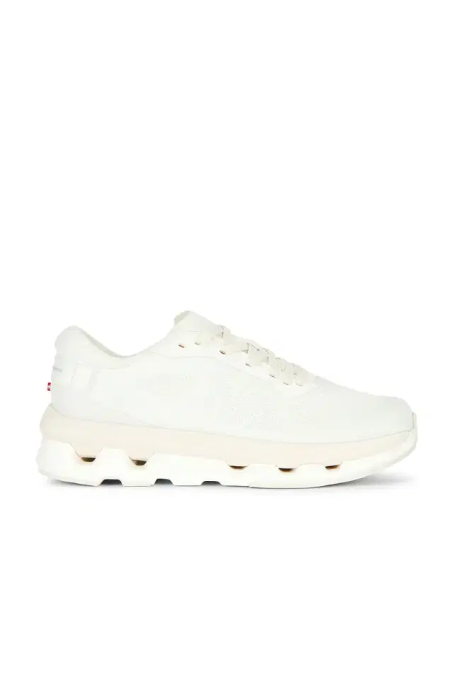 On Cloudzone Sneaker