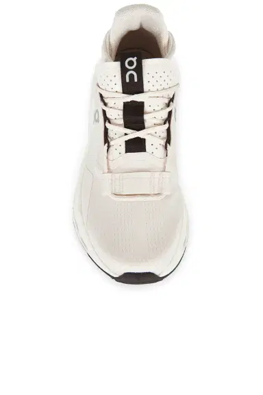 ON Cloudnova 2 Sneaker | Thumbnail 4 ON Cloudnova 2 Sneaker | Thumbnail 4