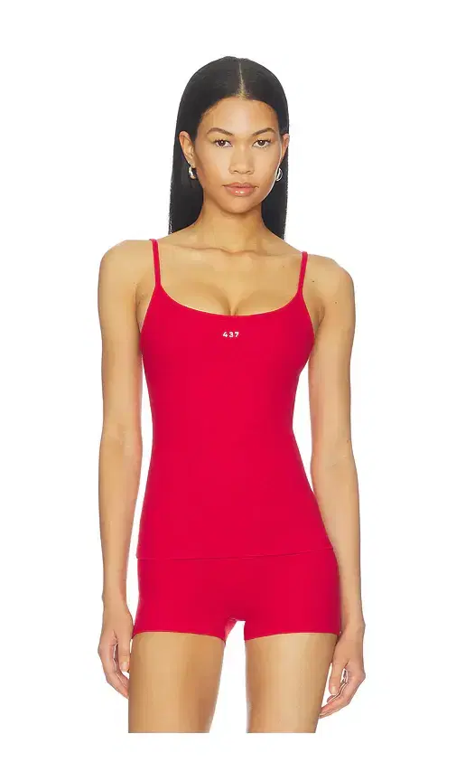 437 The Minimalist Tank Top