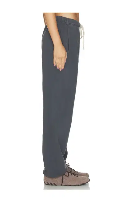 Fear of God Essentials Classic Fleece Sweatpant | Thumbnail 2 Fear of God Essentials Classic Fleece Sweatpant | Thumbnail 2