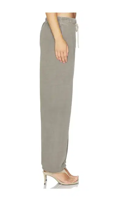 Fear of God Essentials Classic Fleece Sweatpant | Thumbnail 2 Fear of God Essentials Classic Fleece Sweatpant | Thumbnail 2