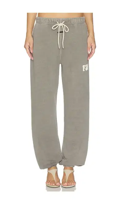 Fear of God Essentials Classic Fleece Sweatpant | Thumbnail 1 Fear of God Essentials Classic Fleece Sweatpant | Thumbnail 1