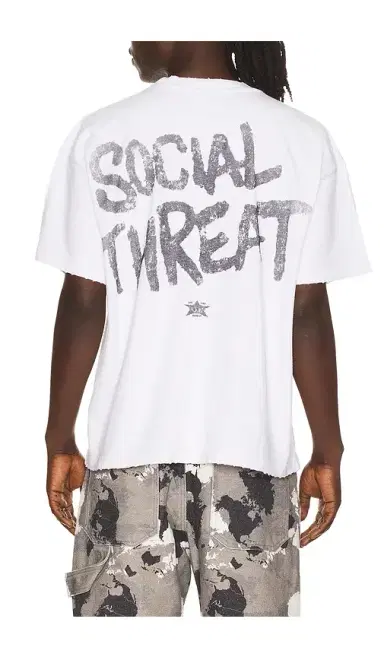 Barriers Worldwide Social Threat Tee | Thumbnail 2