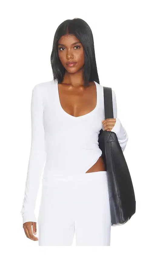 ÉTERNE Butter Rib Long Sleeve V-neck Top