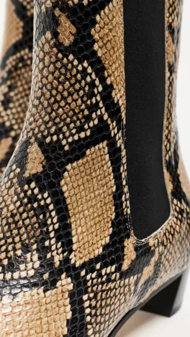 aeyde Kiki Snake Print Chelsea Boots Hazelnut | Thumbnail 6