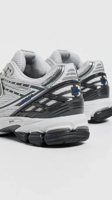 New Balance 1906 Sneakers | Thumbnail 3