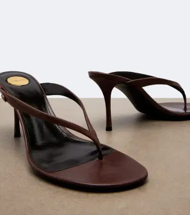 Saint Laurent Sue leather thong sandals | Thumbnail 2 Saint Laurent Sue leather thong sandals | Thumbnail 2