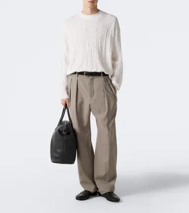 Lisa Yang Oskar cable-knit cashmere sweater | Thumbnail 6