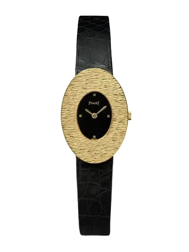 + Piaget Vintage 1976 Oval Dress Hand-wound 18-karat Gold Onyx Watch, Ref. 99061 (6.5" Wrist)