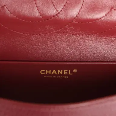 Chanel Chanel Maxi "Souplissimo" Small Flap Bag Burgundy Grained Calfskin Gold Hardware | Thumbnail 11