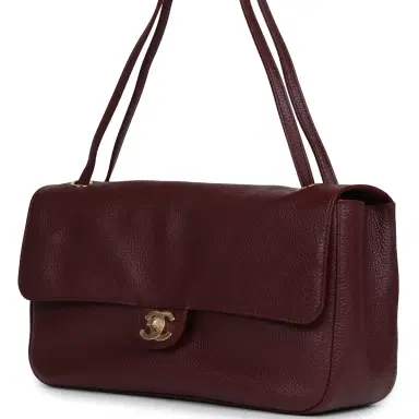 Chanel Chanel Maxi "Souplissimo" Small Flap Bag Burgundy Grained Calfskin Gold Hardware | Thumbnail 5