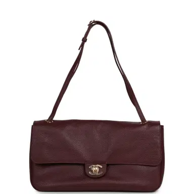 Chanel Chanel Maxi "Souplissimo" Small Flap Bag Burgundy Grained Calfskin Gold Hardware | Thumbnail 6