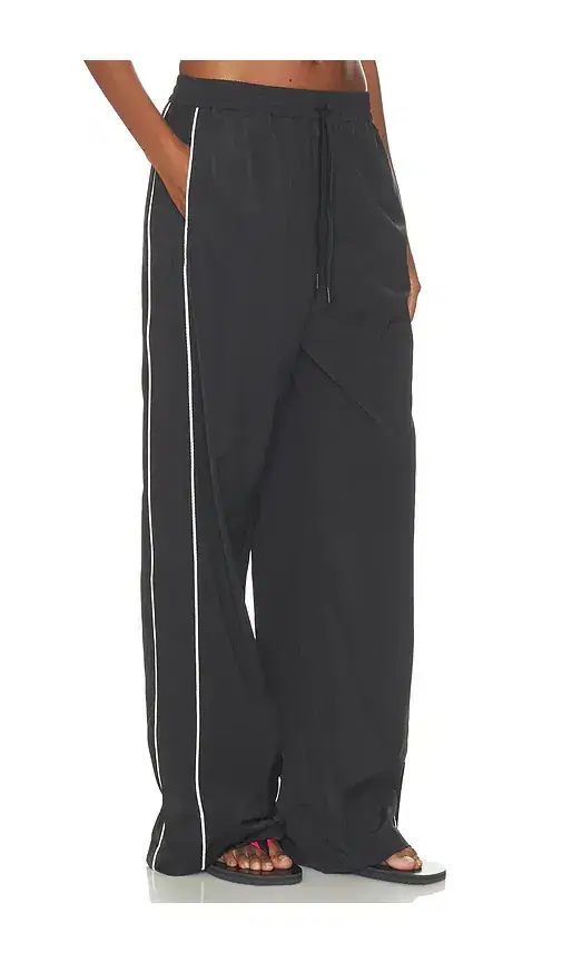 Good American The Sport Pants