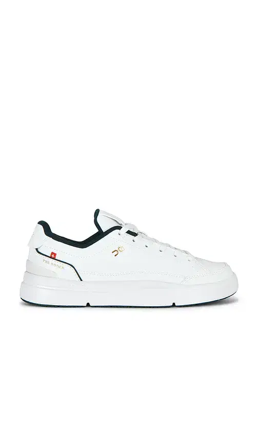 On The Roger Centre Court Sneaker