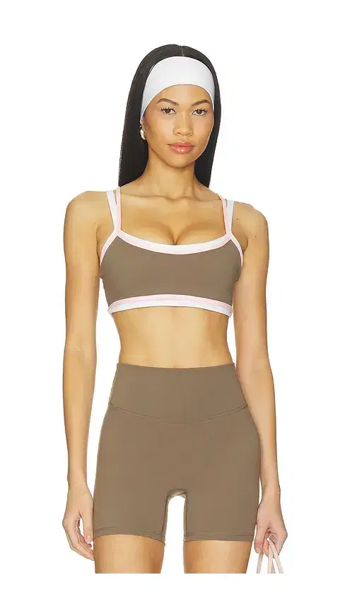 FORM Contrast Layered Sports Bra