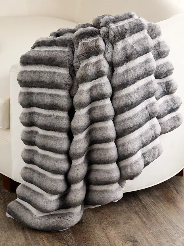 Lyla Grant Fur-Free Faux Chinchilla Throw - Gray Chinch