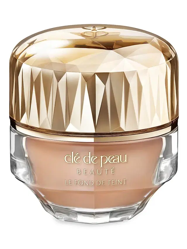 Clé de Peau Beauté Women's The Foundation SPF 22 - B40 Light Tan Beige