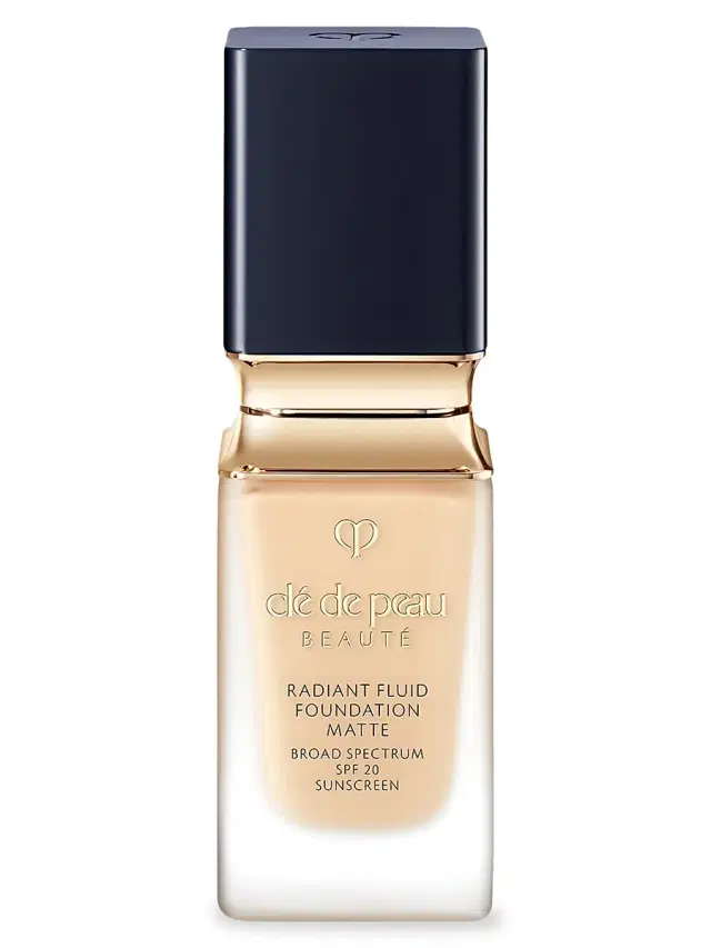 Clé de Peau Beauté Women's Radiant Fluid Foundation Matte Broad Spectrum SPF 20 Sunscreen - O30 Medium Ocher