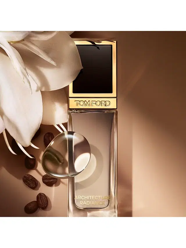 TOM FORD Women's Architecture Radiance Hydrating Foundation - 17.0 Amber