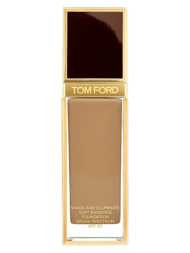 Tom Ford Women's Shade & Illuminate Soft Radiance Foundation SPF 50 - 10.5 Mocha