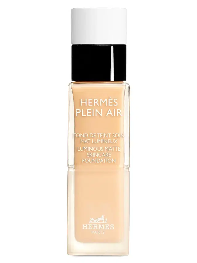 HERMÈS Hermès Plein Air Luminous Matte Skin Care Foundation - 27 Epicea