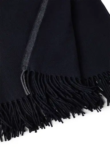 Brunello Cucinelli Cashmere Travel Throw with Selvedge and Fringe - Blue | Thumbnail 3 Brunello Cucinelli Cashmere Travel Throw with Selvedge and Fringe - Blue | Thumbnail 3