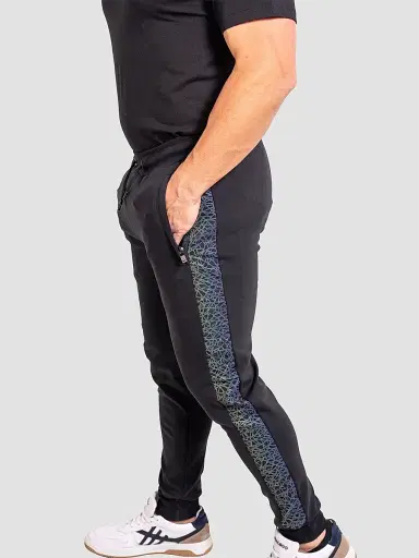 Maceoo Men's Ascension Panel Joggers | Thumbnail 3
