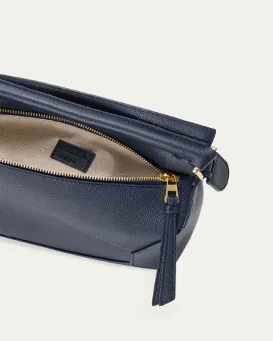Loewe Puzzle Edge Small Top-Handle Bag in Grain Leather | Thumbnail 7 Loewe Puzzle Edge Small Top-Handle Bag in Grain Leather | Thumbnail 7