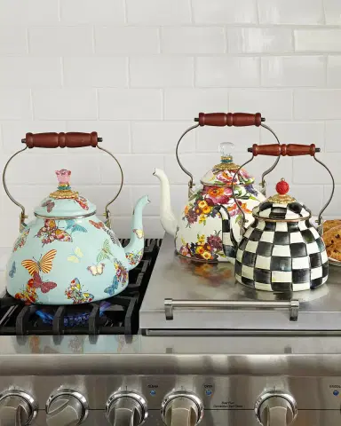 MacKenzie-Childs Courtly Check Two-Quart Tea Kettle | Thumbnail 7 MacKenzie-Childs Courtly Check Two-Quart Tea Kettle | Thumbnail 7