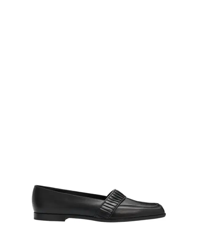Manolo Blahnik Minoffa Leather Loafers