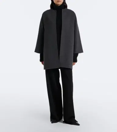 The Row Plira cashmere turtleneck sweater | Thumbnail 4 The Row Plira cashmere turtleneck sweater | Thumbnail 4