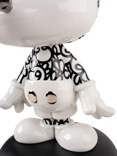 Lladro Doodle Mickey Porcelain Sculpture - Blackandwhite | Thumbnail 5 Lladro Doodle Mickey Porcelain Sculpture - Blackandwhite | Thumbnail 5